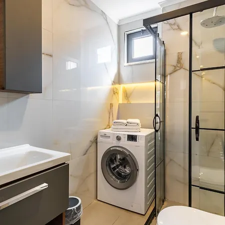 Rose 6 Comfort Living At Cleopatra